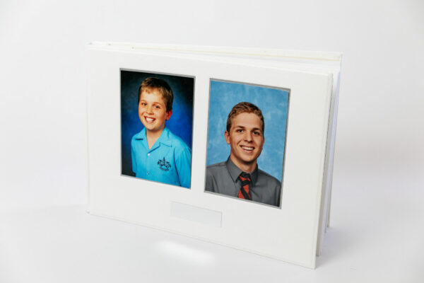 Inicio Album with Beginning & End Photo Inlays 8 124 Capture your story with our quality handmade albums and online co-creation sessions